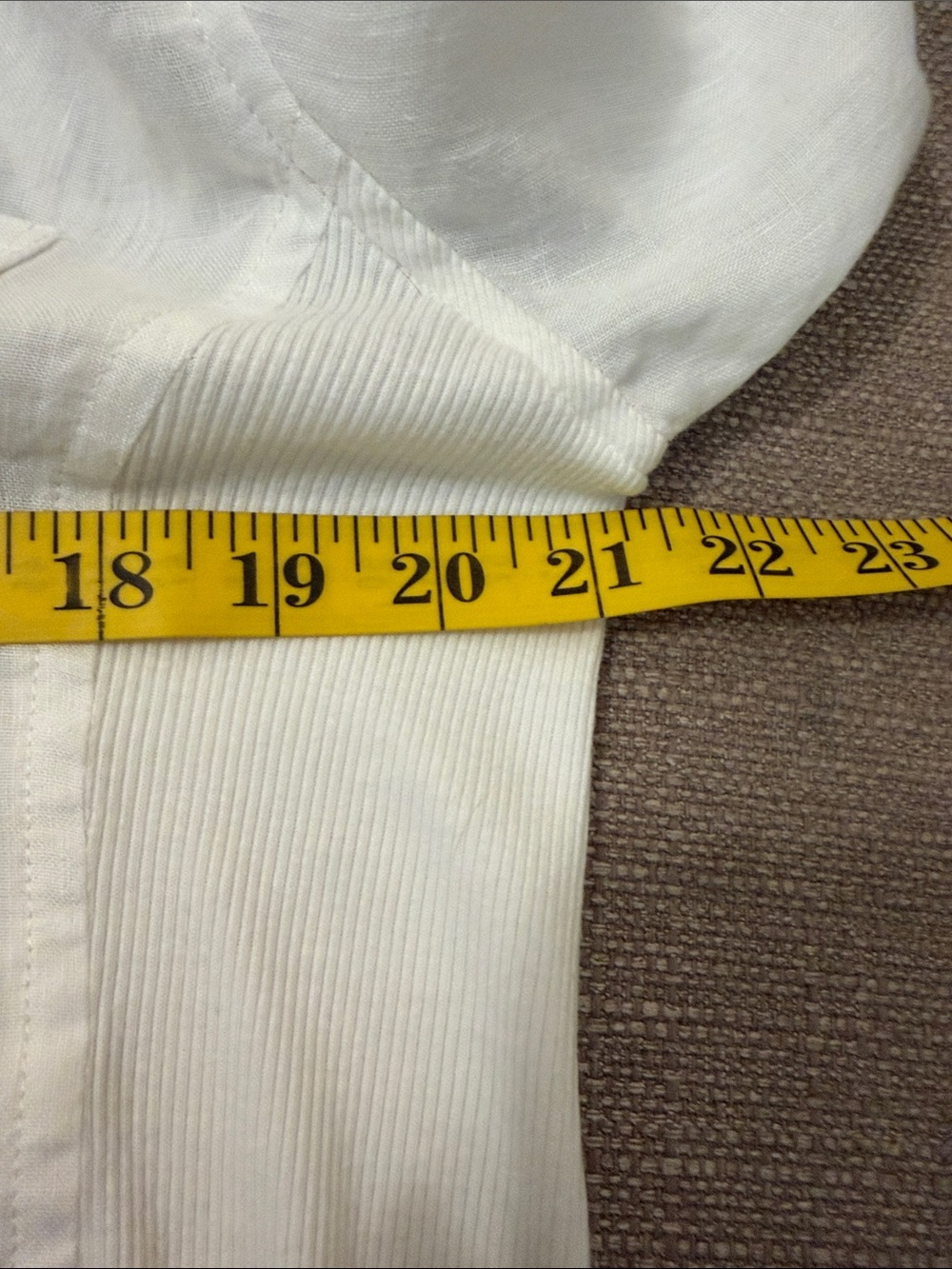 Cynthia Rowley White Split-Neck Linen Pocket Blouse - Picture 7 of 7